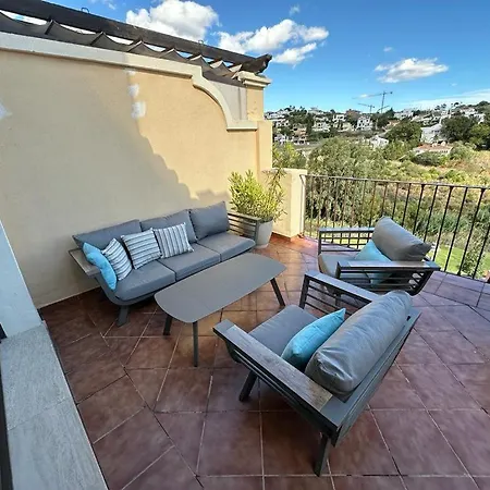 Penthouse In شقة *