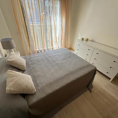 Penthouse In Apartment *